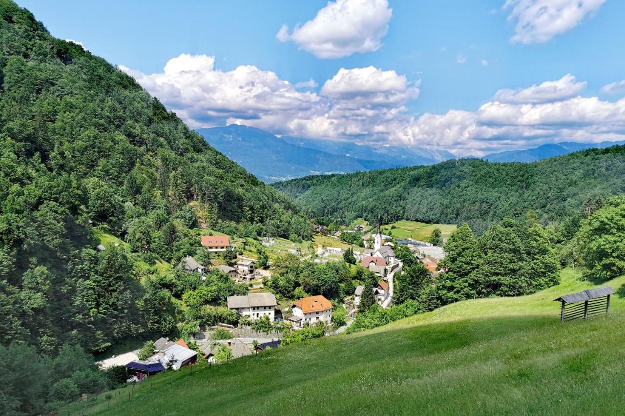 Bajta Kroparica Екстериор снимка